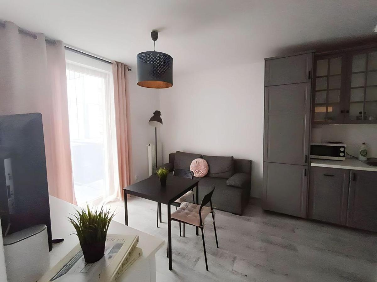 Apartament Niedaleko Centrum Warszawy Варшава Экстерьер фото